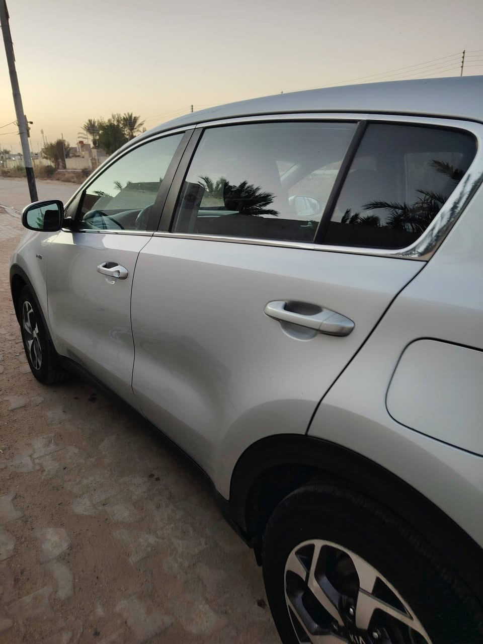 كية سبورتج
موديل ٢٠  تبديل بنيد فقط والباقي مكفول سياره مابيها اي نقص تخم تاير جديد
مواصفات
1_فور ويل
2_رادار امامي
3_كامره خلفيه
4_شاشه
بعد بيه مواصفات اهواي. سياره حلوه او نضيفه
الاستفسار الاتصال على
الرقم : ***********
الرقم: ***********
الكاتب العراقي
