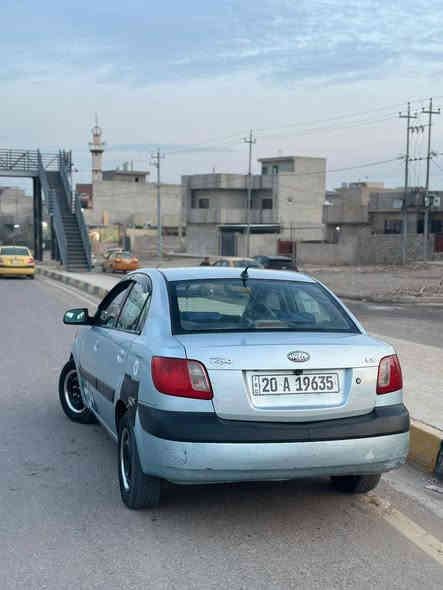 موديل 2007 وارد كوري
رقم ديالى انكليزي باسمي
محرك 14 خيط بخار كير عادي شرط
جامات كهرب داخل عسلي جديد
تدفى شغاله تبريد ثلج  وايرمنيه كله شغاله
ضرر جاملغ وباب سائق 
سياره جاهزه ماناقصها برغي 
سياره مال جناي .
سعر 78 وبيه مجال
مكان السياره موصل جديده 
للاستفسار:
***********
***********
