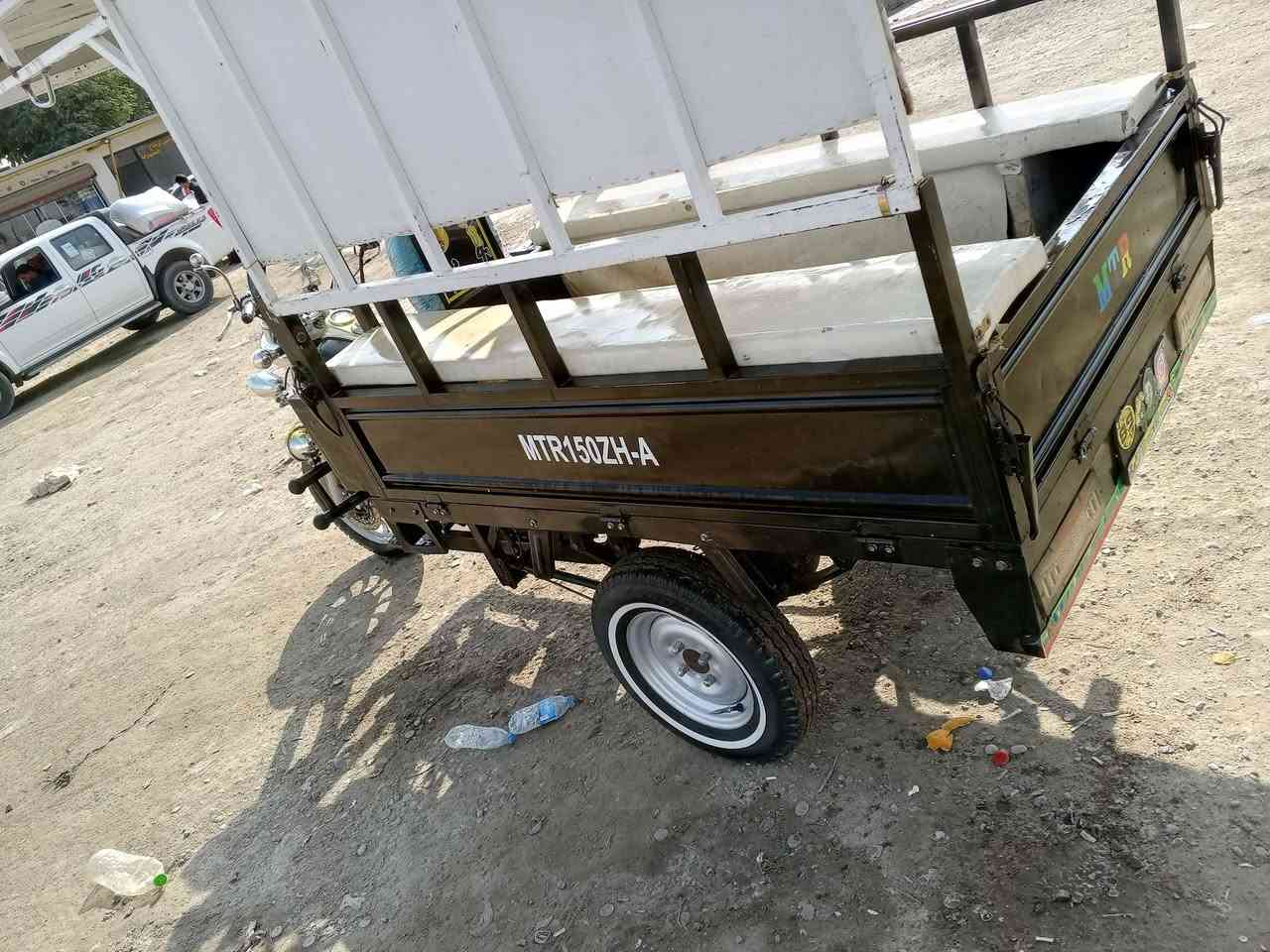 سلام عليكم ستوته البيع موديل 23وراق سكنر بس المحجر ول مصطبات نو وياهه ستوته نضيفه شوفت عينك وكيلهه حيدر جبرين عنواني ديوانيه قضاء الحمزة الشرقي رقم الهاتف ‏‪***********‬‏
