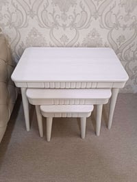 ٣ كراسي • طاولة وسط • كالار