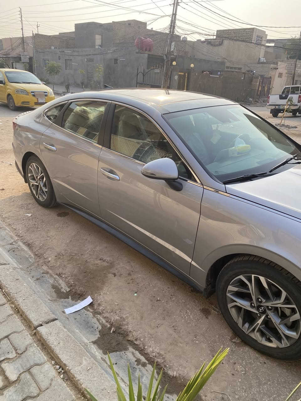 Hyundai Sonata Sel 2023 Silver 2.5L 4 vin:  السعر 175
سوناتا  موديل  2023  SEL فول مواصفات

ماشي 50 الف 

جميع الايرباكات سليمة 

محرك :  2500  

مرقمة أربيل هزة وفحص وترقيم جديد

السيارة ضررها ربع البنيد فقط

جميع القطع بلادية مال سيارة بدون ايرباك 

البنيد معمر نفسة 

وجتي  من امريكا بيها جاملخ مصبوخ كلير الخلفي جهة الصدر  

مواصفات ..

حجم المحرك  2500 

بنوراما 

بصمة تشغيل + البوب بصمة + تشغيل عن بعد 

رادار امامي خلفي جانبي

تبريد قطعتين

دشبول الكتروني مع شاشة كبيرة

شحن مبايل واير ليس 

كشن السايق كهربائي 

داخل السياره لونين بيجي واسود

شاشة تدعم كار بلي وGps

اشاير مري 

مانع تصادم خلفي جانبي امامي

تحديد مسار قيادة آليه

فول تحكم استيرن جهتين

كروز سرعة  

مانع انزلاق

اوتو هولد

أنضمة قيادة 

لد امامي نهاري 

بك لايت لد 

تحديد مسار قيادة آليه 

تبريد بيانو منفصل شاشة       السعر 175 

  مكان السياره نجف***********
