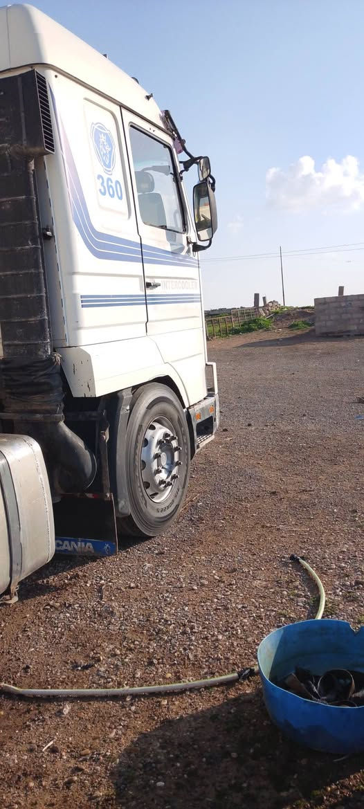 السلام عليكم سكاني 13للبيع رغم بغداد لوحت جدد بدون صبغ السياره جهزه للشغل طخم تير جديد المحرك جديد ***********بي وتساب
