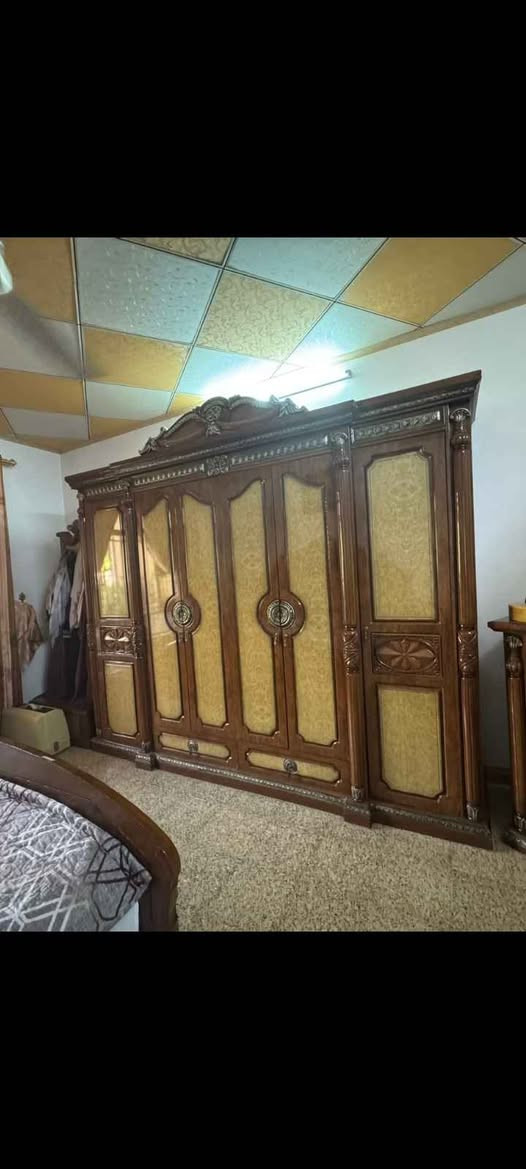 غرفه نوم اجنبيه مستعمله نظيفه للاستفسار الاتصال عبر الهاتف *********** موصل, نينوى
