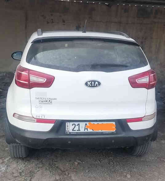 سبورتج ٢٠١١
مكفوله من (الصبغ والتبديل والرش) 
مكينه ٢٠٠٠ دوش
كشنات جلد 
كشن السايق كهرباء
٥ ويل كاب 
حساسات خلفيه
شاشه وكاميرا خلفيه
ثلاجه بالجكمجه
بانوراما 
مري شفط
تدفئه وتبريد بيانو
ماشيه ٢٧٧ قابل للزياده
هزه وسنويه ٢٠٣٠

باقي مواصفات السبورتج عدا البصمه
رقم سليمانيه صور السونار بالمنشور

ملاحظه فقط التبريد فجأه كام ميبرد وطوافه البانزين متقره فول  
مكاني بغداد
السعر ١٣٨ مع مجال قليل.... 

*********** اتصال أو واتساب
