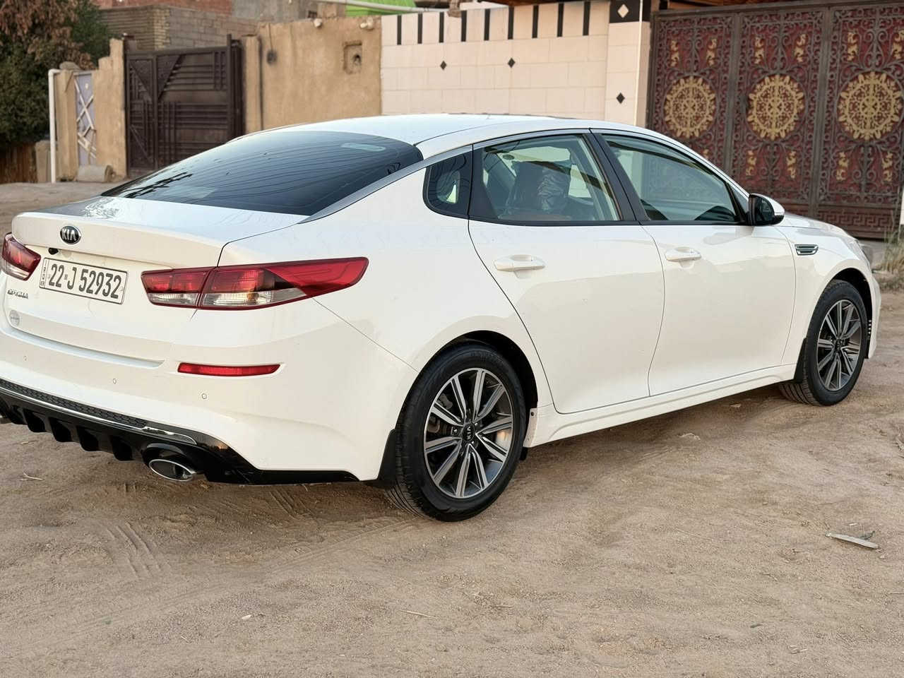 السلام عليكم
للبيع كيا اوبتيما خليجي 
موديل 20/رقم اربيل بسم شركه 
ماشيه 73 الف حقيقي 
كفاله عامه /مكينه 2400 
سعر/205 وبيه مجال بسيط 
الاستفسار على رقم الهاتف                             ***********   العنوان بصره / قضاء القرنه
