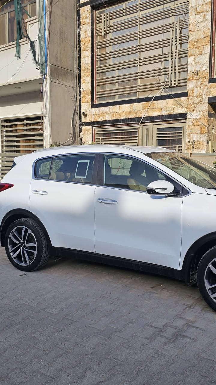 السلام علیکم کیا سبورتج خليجي موديل 2020 ابيض

سياره حلوه ونظيفه مبيها اي نقص ماشيه 84 حقيقي
تخم تايرات جديد 

مواصفات
بصمه
باب الصندوق كهرباء
تشغيل عن بعد
مري كهرباء وشفط
حساسات أمامي وخلفي
اشاير مري ومري شفط
قطعتين تبريد ابواب ويدات نيكل
دواخل لونين وكشنات جلد ومخمل
شاشه وكامرا خلفيه وتحكمات ستيرن
محرك حجم 2000
بيها جاملغ امامي الأيمن صبغ فقط ضرر سطحي باقي كله
مكفول وصور السونار بالمنشور
مكانها بغداد / المنصور

***********
