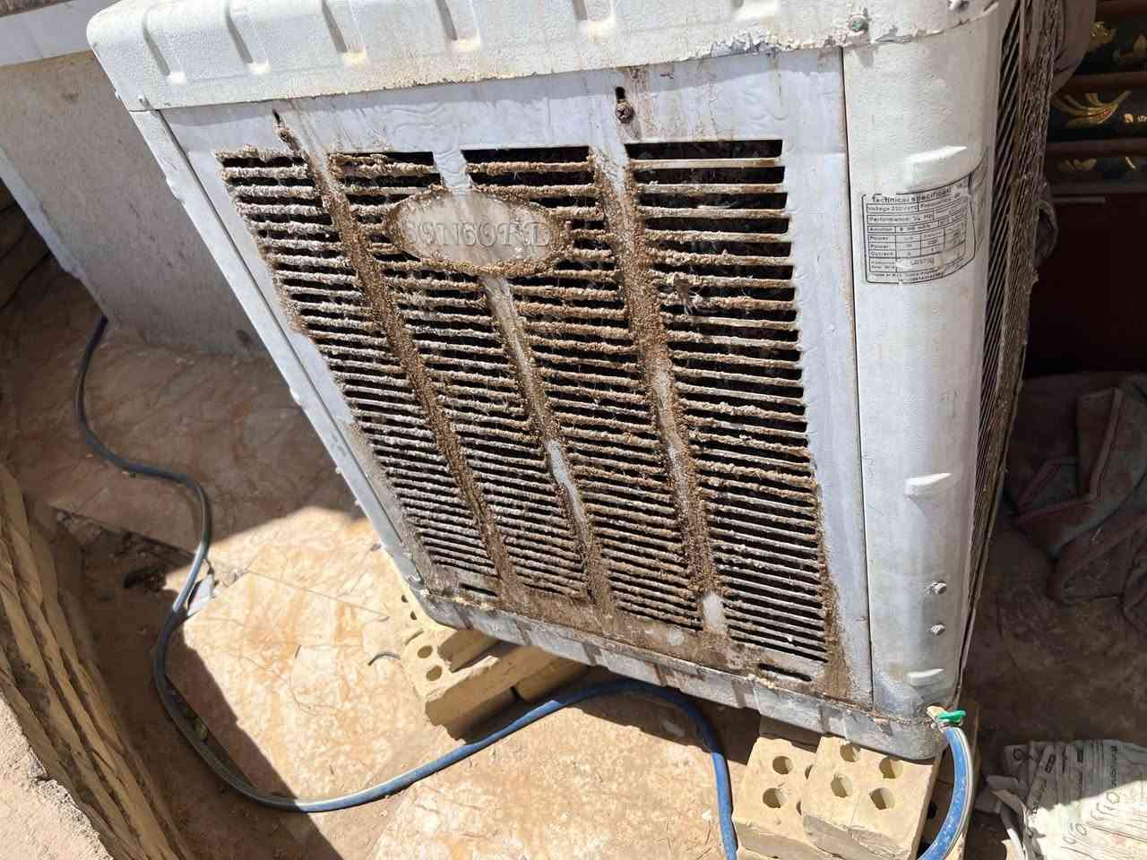 بيع مستعجل 
مبرده +مجمد 
115 وبيهن مجال شي قليل 
استفسار اتصل على الرقم ***********
