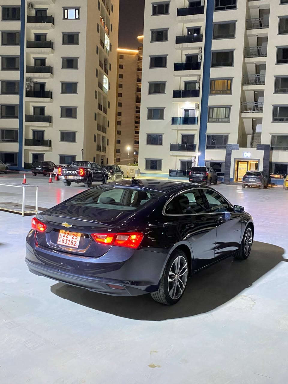 السلام عليكم 
للبيع شوفرليت ماليبو
موديل 2023 , LT
دخول جديد
رقم اربيل 
ماشيه 66
وبالعراق مماشيه    
رادار امامي 
كامرة امامية مراقبة خط السير 
هندبريك بصمه
 تحديد مسار
 اوتو ستوب 
داتاشو 
مقاعد هيترات
مقعد السائق كهرباء
بصمه تشغيل وابواب وصندوك
تشغيل عن بعد 
لد امامي
كشاف نهاري  
بجم كبس شركه 
بدون ايرباك  
السياره كلين 
فقط بارد bdr
لا صبغ ولا تبديل 
كير مكينه تبريد حداده كله بلاد
ويل 19 بريمير (اني شادلها)
شرط برغي ممفتوح بلسياره 
السعر 139 بيها مجال قليل
مرقم كامل 
مكاني بغداد الكرخ 
*********** واتساب
***********
