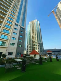 السبلام عليكم شقة للبيع بمجمع رويال ستي  عمارة 2 جاهزة للسكن مساحة 162...