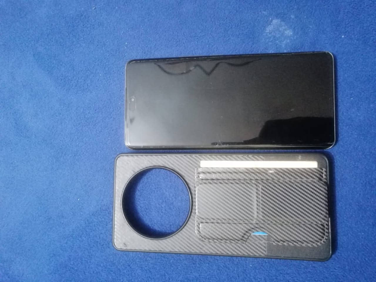 هونر x9c  ذاكرة 256
عشوائية 12
بطارية6600 
جهاز فقط مبدل ظهر اصلي مال تلفون تفصيخ
مراوس بتلفون S22 واطي فرق
نظافة الجهاز ٩٥%
مكاني المحمودية


**إذا كنت صاحب هذا الإعلان وتريد حذفه لأي سبب، رجاءا أرسل رسالة إلى الدعم الفني**