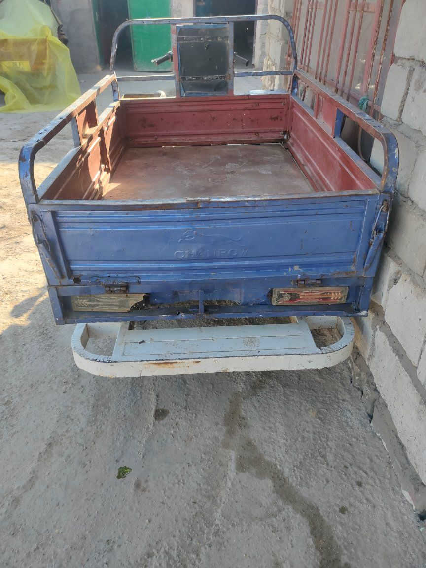 ستوته للبيع اوراق كربلايه مكان نجف  ناحية الرضويه 
اسعر (950)***********
