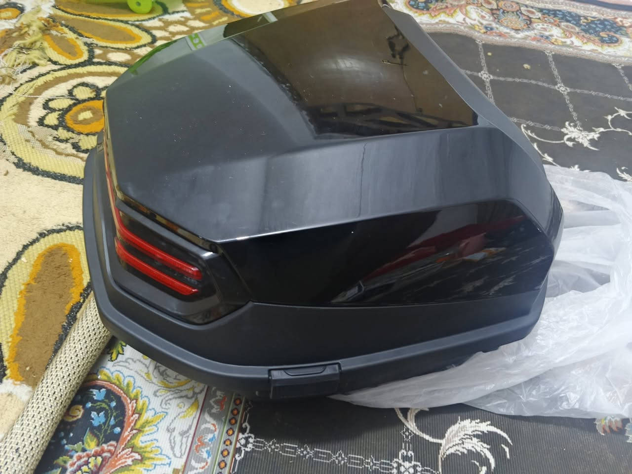 بوكس دراجه امزون جديد غير مستخدم
بوكس أوربي نوعيه فوق الممتازه كافه الملحقات موجوده 
السعر 50 غير قابل للتفاوض 
المكان القرنه 
للاتصال ***********
