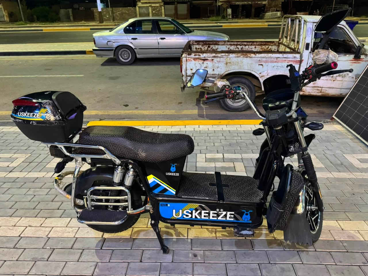 للبيع دراجة USKEEZE نظيفة جدًا 2025.

* استعمال شخصي.
* نظافة ممتازة.
* البطارية بحالة ممتازة.يقرن 10 ونص يعني فول.
* شحن ممتاز.6 بطاريات
* صندوق خلفي (بوكسة) كبير.
* مرايات كاملة.
* كفرات بحالة جيدة.
* جاهزة للاستخدام ولا تحتاج أي مصروف.
* الفحص والمعاينة على الطبيعة.

💰 السعر: (٥٧٥)
📍 الموقع: (الانبار الكرمه)
📞 للتواصل: (***********
