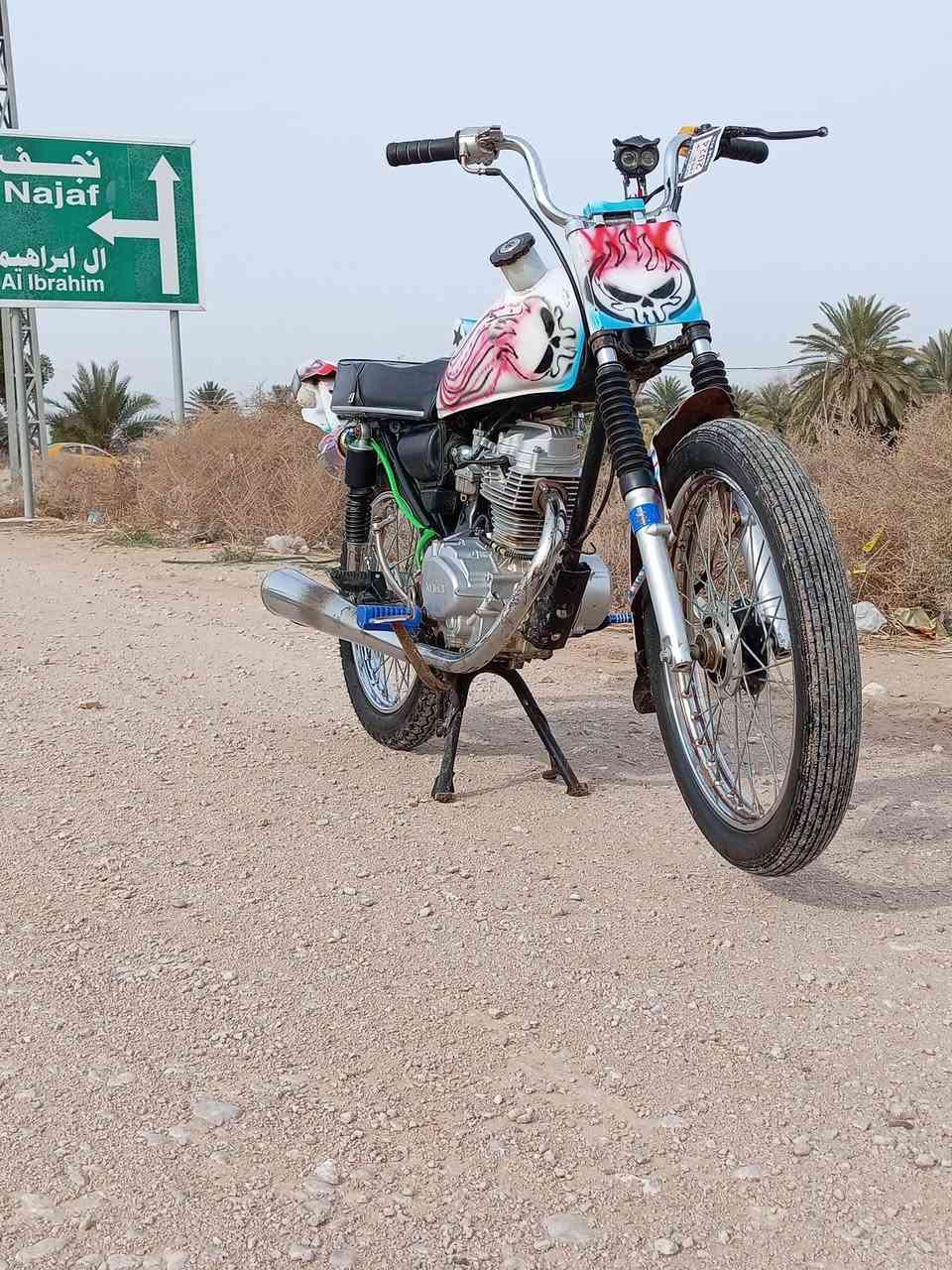 السلام عليكم نامه 25 كلك كلك محرك جديد شاصي كفاله تايرات جدد كهربائيّات شغاله السعر 500 وبيهه مجال مكاني مشخاب ***********
