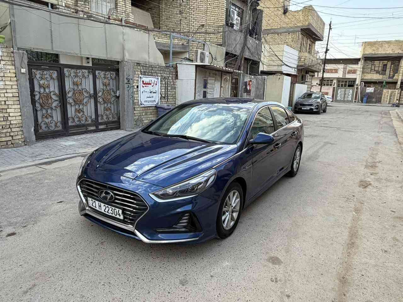 سلام عليكم
هيونداي سوناتا 2018 ارخص سوناتا بالسوك كله
السياره نظيفه جدأ
حادثها جاملغ وبنيد بدون دواخل فقط 

السياره كير مكينه كفاله عامه 
منظومه زنون كامل
صدر امامي خلفي وتايرات بل جيس شرط
رقم شمالي انكليزي بسمي تحويل او وكالة بنفس اليوم
السياره اعلى فئه بالسوناتا فول
حجم المكينه 2400مكفوله
سايد بريك بالرجل
تحديد مسار 
كروز سرعة
نضام ترحيب عند الاقتراب 
بصمه + بصمه ابواب 
ويل كب بلادي 
تخم تاير جديد + صدر جديد
جي بي اس 
مري جانبيه قلابه عند الرجوع
كامره دواره خلفيه 
رادارات جانبيه وخلفية واماميه 
ايقاف ذاتي 
لد دعاميه امامي
لدات خلفيه 
نظام انفكيشن 
اشاره مري جانبيه
سماعات انفنتي 
دمام خلفي بلادي
تبريد بيانو قطعتين
كير اوتو + عادي
تحكم ستيرن جهتين 
مثبت سرعة cruise control 
سستم نيكل بلاد
دوسات نيكل SONATA بلاد
لايت عدسه بلادي

بكلايت خلفي شمعة بلادي
لدات اناره داخليه+يدات الابواب لد ترحيب
صندوق ذكي عند الاقتراب
ثلاث انظمه قياده  Eco + Normal + sport 
دركه خياط 
شاشه اظهار وتنبيه الاعطال 
بلوتوث + 3 مخارج USB 
مرأة تعتيم
نطام مانع انزلاق Abs+ اضائه الاناره داخليه تحكم  
اخوان السياره جديده
مكاني بغداد 
الاستفسار ع الرقم ***********
