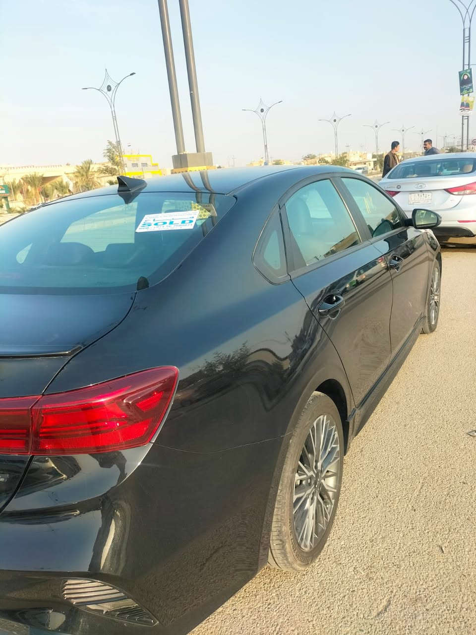 سلام عليكم اخوان كيا فورتي جي تي لاين موديل 2024 لون اسود مكفوله كفاله عامه عدا البنيد تبديل فقط بنيد  الأصلي فول مواصفات 
شاشه 
تحكم رادار اماميه وجانبيه 
كشنات، استيرن، رياضي جلد GT بصمه
تشغيل عن بعد
تحكم استيرن، تحديد مسار، توقف ذاتي، 
الويل الأصلي مال جي تي لاين
سياره فول 1/1 بعد بيها هواي مواصفات ومعروفه مواصفات ل جي تي لاين عدا البنرامه
رقم ذي قار معوقين
السياره ما شاء الله بعدها كارتون 
جايبها من امريكا ماشيه 27 الف وهسه صارت 31  ضربتها مرفوقه بالمنشور مكانها ذي قار شطره .. سعر ١٥٧$ وبيه  مجال للشراي الأنتصال ع رقم
واتساب 
 ***********
ملاحظه اخوان المو شراي لايعامل،، والسوك كلشي بي
