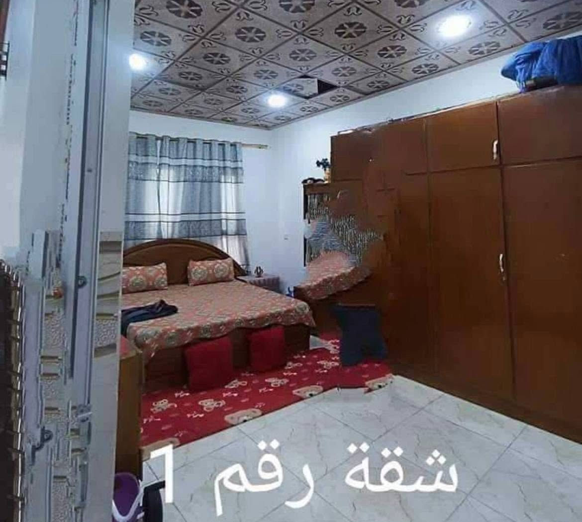 اعلان رقم  1

السعر  340 مليون

عمارة للبيع حي سومر قرب جامع قباء 

253م ( 22✖️11.5 ) بيت + ثلاث محلات + ثلاث شقق 
الوارد الشهري 1.200.000

💲السعر على تلغرام 
https://t.me/walidhamo
🏢 مكتب النجمة للعقار
📍 الموقع: بعويزة – قرب محطة السادة
📲 ***********
📲 ***********
