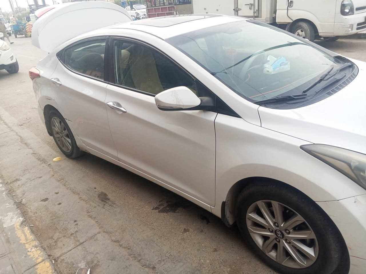 سلام عليكم الانتره 2015 خليجي فول عدا البصمه رقم كربلاء السياره بأسمي كامله من كل النواحيي السعر 125وبيه مجال قليل رقم ***********
