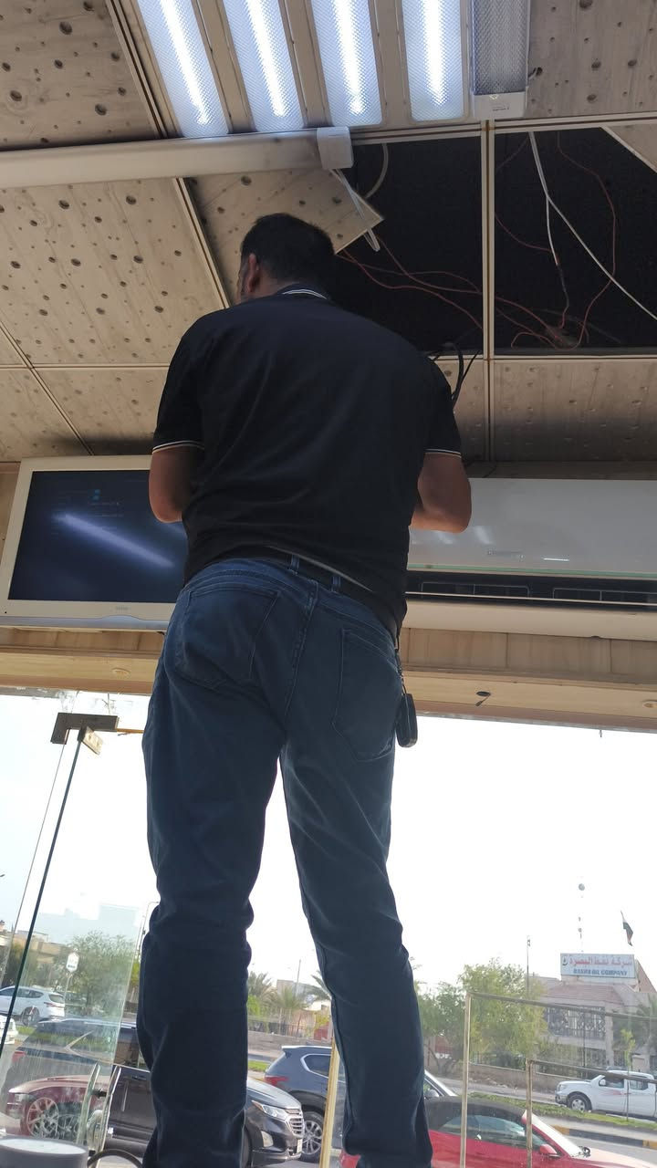 نورفا منضديه  للبيع استعمال قليل جدا عنوان بصره قبله حي المهندسين مقابل الرعايه لاجتماعيه هاتف ***********
