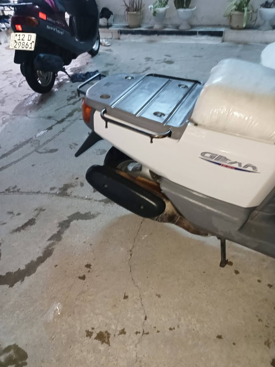 ماطور بيكم كلو شرط وضع الاصلي معمر محرك وكلو شغال وايرمنيه ا حتى هيترات تدفاء اليدات  الاناره كلو وضع الاصلي السعر 650وبي مجال اشويه مو شاري لا تكسر بي ***********
