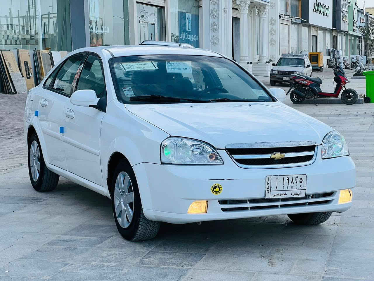 السلام عليكم للبيع اوبترا 2011 رقم بصره تحويل سنويه ل27 سياره مكفولة من الضربه والتبديل بيها رشات صبغ بسيطه
السياره جاهزه كير محرك حداده تبريد تخم تاير 
كهربائيات كلها شغاله ما عوزها ربع شاشه كامره 
مكان السياره ناصريه الغراف 
للاستفسار: ***********
