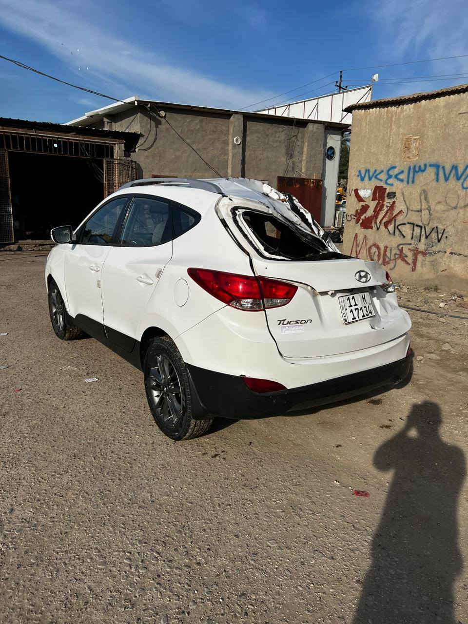 سلام عليكم توسان ٢٠١٥خليجي بيه حادث  رقم بغداد الدولي  السياره ايرباكاته سليمه سابقن مكفوله   السياره شغاله او تمشي التواصل***********مكاني بغداد الدوره غير مت واجد عله النت
