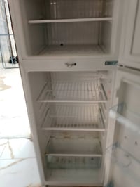 ثلاجه • 9قدم • استعمال شهرين