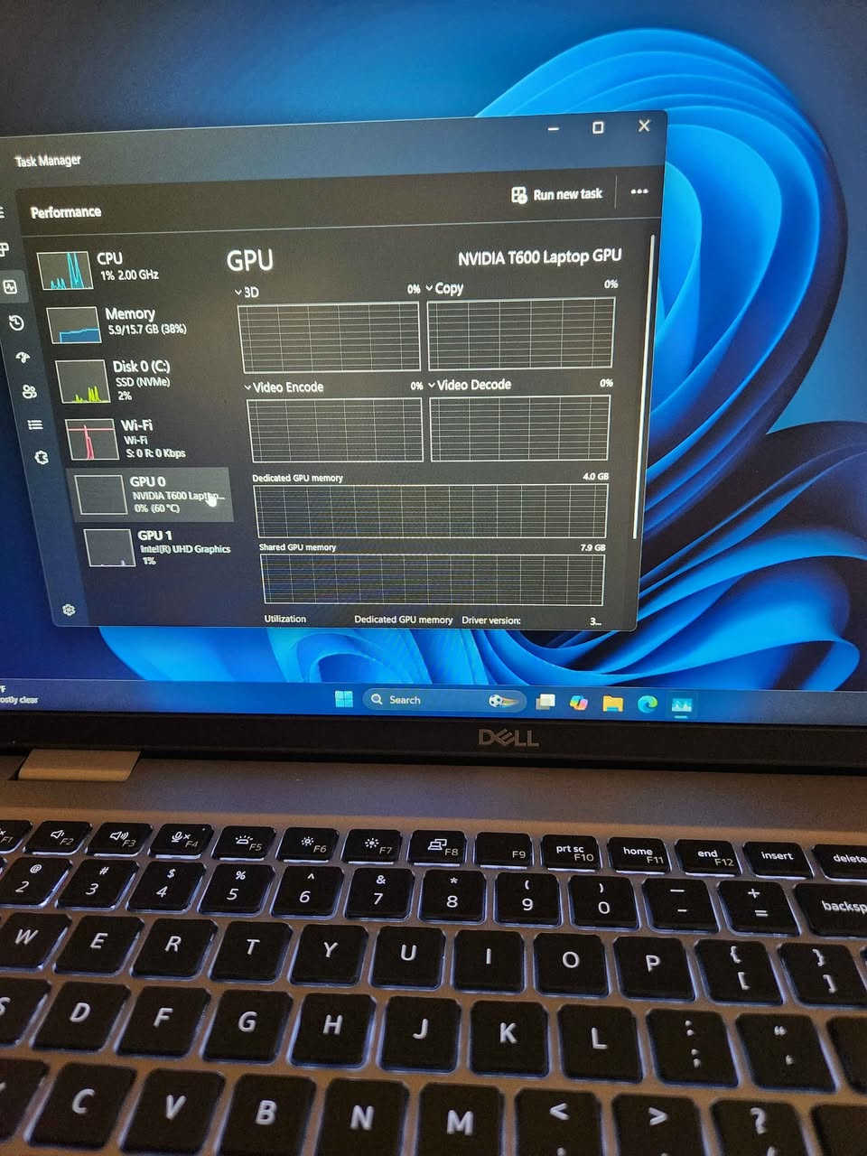 السلام عليكم 
لابتوب dell precision 3561
 بمعالج i9 جيل 11 
مناسب للبرامج الثقيلة والمونتاج والالعاب 
كرت شاشة خارجي Nvidia T600 4gb 
وداخلي 8gb 
Ram 16 gb
Ssd nvme samsung 512 
شاشة 15.6 fhd 
نظافة عالية بدون خدش
ضمان شهر 
السعر ٩٠٠ الف 
موجود توصيل للمحافظات أربيل, العراق


**إذا كنت صاحب هذا الإعلان وتريد حذفه لأي سبب، رجاءا أرسل رسالة إلى الدعم الفني**