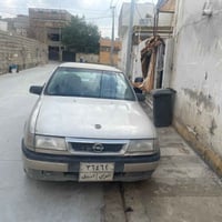 اوبل • ١٩٩٠ • محرك ١٫٨