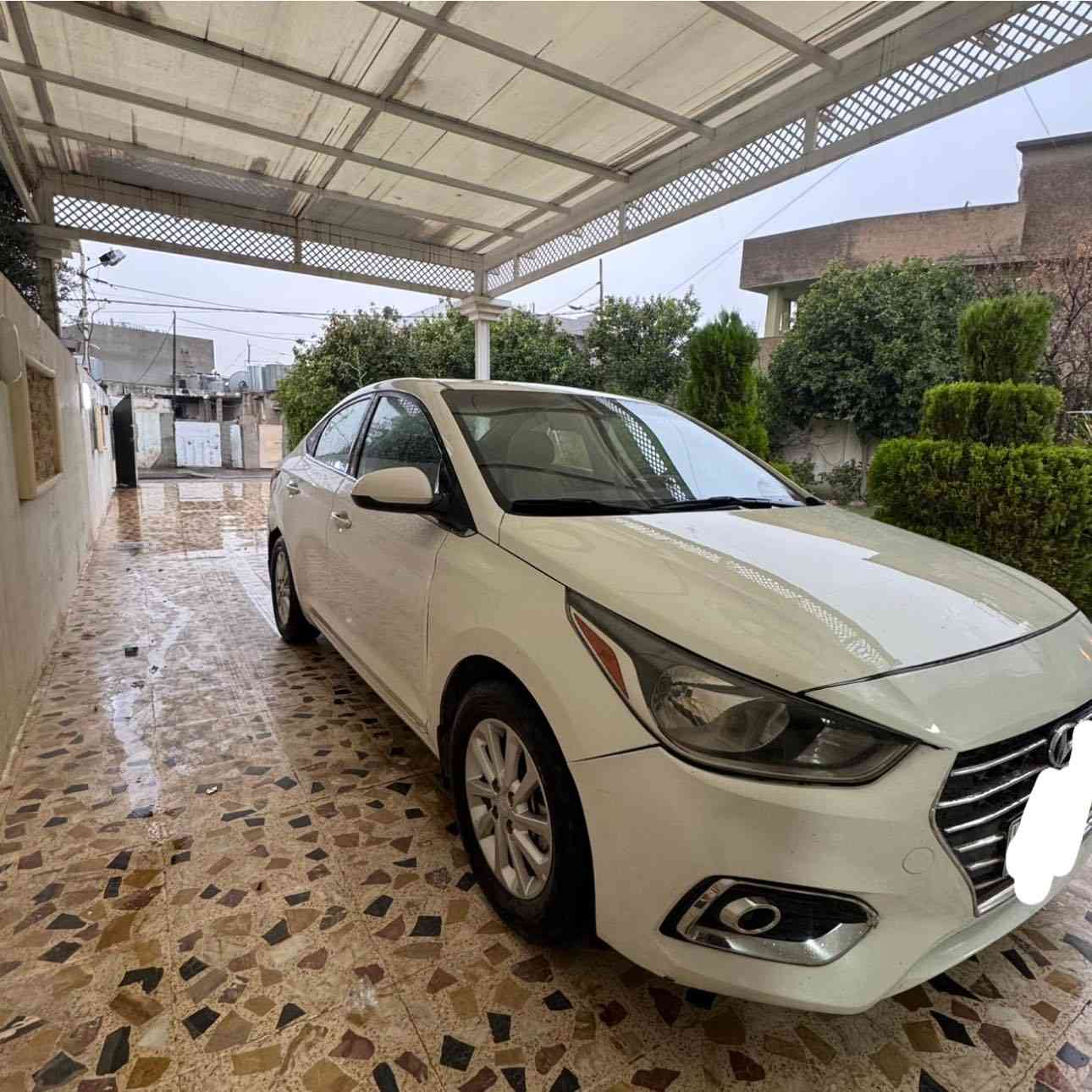 السلام عليكم اكسنت واراد كندي موديل 2021  محرك 1600 رقم سليمانيه باسمي تحويل ثاني يوم ضرر موضح السعر 125 وبيه مجال ***********
