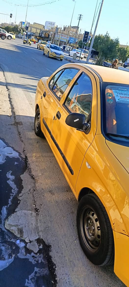 سلام عليكم طيبه للبيع 2016 سياره كفاله عامه فقط خشم الجملغ اليمن بي ربع بارد سياره تخم تايرات صدر جديد حداديه كير ومكينه نضيف رقم بغداد تحويل ثاني يوم دوشمه قماش السعر 47 وبيها مجال بسيط جداً اتصل ع الرقم  *********** ابو مؤمل .
