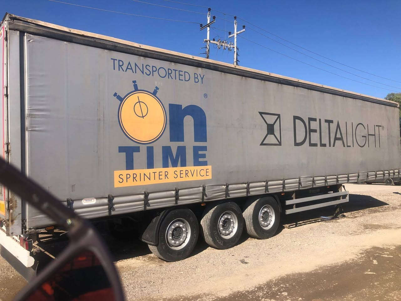 السلام عليكم ورحمة الله وبركاته
للبيع عربانه جادر ثابت
نوعيه اكرونه
هيا ومنفيس تريدها
بدون منفيس اهم ابيعك
العنوان زاخوووووو
اخوكم ابوثامر مكلف بنشر
للاستفسار التصال على الأرقام
*********** 📲
*********** 📲
