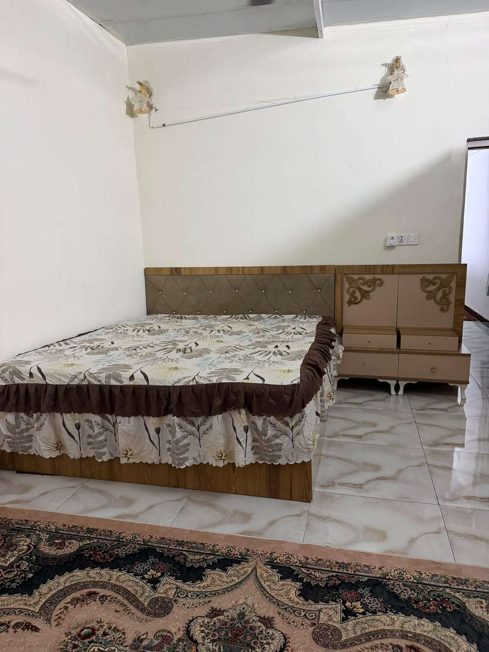 غرفه تركي ٦ قطع ٤٠٠ وبيها مجال  مكاني بغداد ناحيه الوحدة استعمال ٦ شهر


**إذا كنت صاحب هذا الإعلان وتريد حذفه لأي سبب، رجاءا أرسل رسالة إلى الدعم الفني**