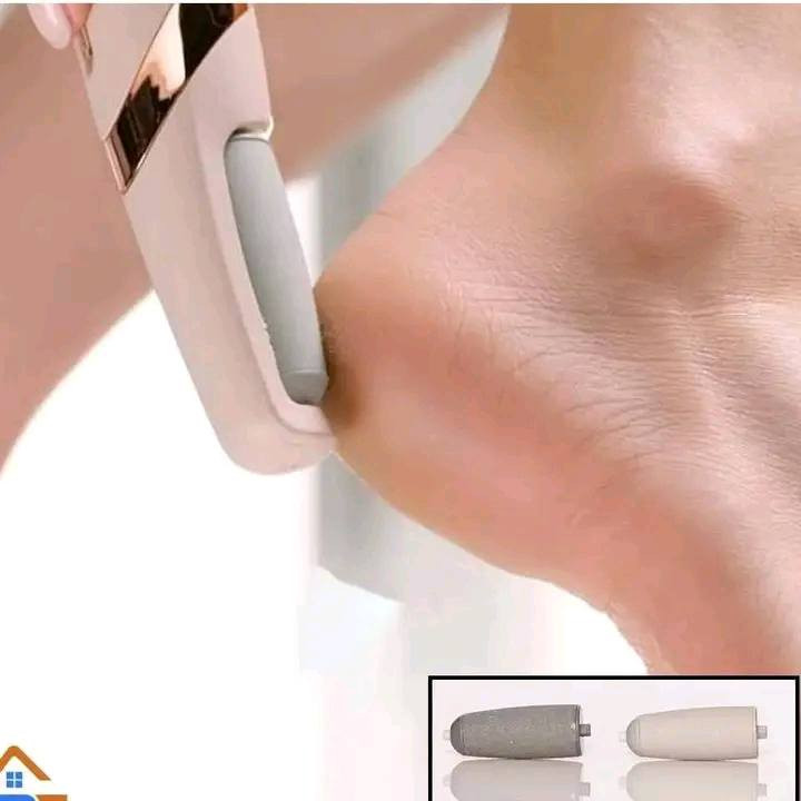 وصل وصل
💕جهاز تقشير القدم  الالكتروني Flawless Pedi💕 
سعر مغري
  ✅ـ يعمل على ازالة الجلد الخشن و الميت من القدمين للحصول على أنعم كعب 💯 
✅ـ سهل الاستعمال لا يأخذ منك وقتا و لا يسبب أي تهيجات 👍 
✅ـ قابل للشحن فلا يحتاج الى تغيير البطاريات مثل اغلب الاجهزة 👌 
✅ـ مزوّد بسرعتين (قصوى و منخفضة)  
✅ـ تصميم انسيابي مريح مناسب لليد 👍 
✅ـ مزود برأسين دوارين ، واحد  للتلميع و الآخر للتنعيم

متاح شحن لجميع المحافظات 🛵
للحجز تواصلي معانا على رسائل الصفحه 📩


**إذا كنت صاحب هذا الإعلان وتريد حذفه لأي سبب، رجاءا أرسل رسالة إلى الدعم الفني**