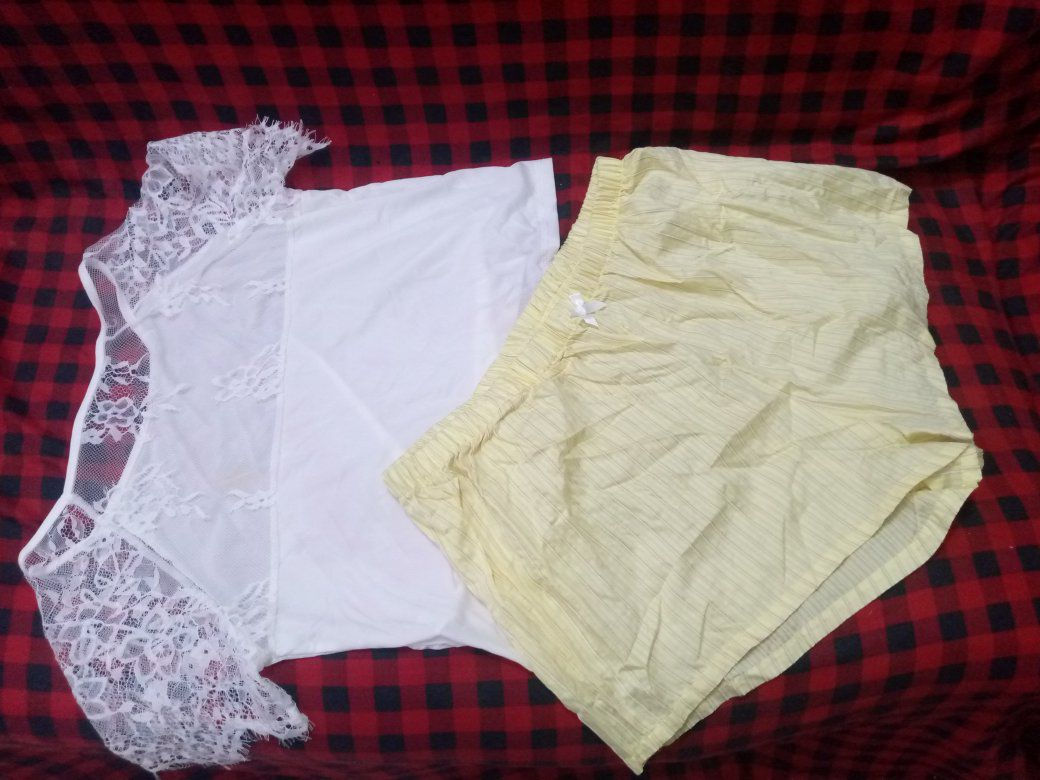 مرحبا بنات وصلت بضاعة شي أن تراكات مريحه نساىي بكل القياسات على ٥٠٠٠
متوفر توصيل لكل مكان رفعولي المنشور حبايب


**إذا كنت صاحب هذا الإعلان وتريد حذفه لأي سبب، رجاءا أرسل رسالة إلى الدعم الفني**