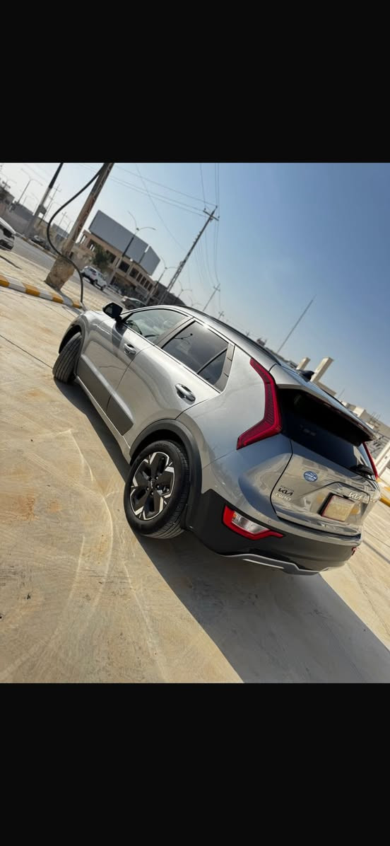 KIA  NIRO  EV Electric 2024
كيا نيرو  كهرباء 2024
اللون :- صلفر     
 الموديل 2024
 
 

     👇👇👇الاضافات 👇👇👇

  تقطع بالشحنة  500 كيلو   
• شاشة كبيرة نفكيشن 
• كاميرا خلفية
• كراسي مدفيه  
• كراسي جلد 
• رادار امامي
• مانع تصادم
• محدد مسرب
• تصحيح مسار 
• رادار جانبي
• رادار خلفي
 شاحن وايرلس 
• حساسات جانبية
 حساسات خلفية 
• نظام Auto Park 
• مثبت سرعه
• مانع انزلاق
• تحكم طارة
• تدفئه مقود
• شاشة اعطال
• بصمة تشغيل
• بصمة أبواب
• دخول ذكي
• مري كهرباء
   باب خلفي كهربائي
   هاند بريك كهربائي  
• حساسات مانع تجاوز
• نقطة عمياء
• نظام قيادة ذاتية 
• اضوية اماميه زنون LED
• اضوية خلفيه LED
• كشافات ضباب LED
• نظام ECO + TRIP 
• اوامر صوتيه
• نظام GPS + خرائط
• نافيجيشن
• 3 أنظمة قيادة (eco, ev, sport) 
• بلوتوث
• مدخل USB + AUX 
 ويل قياس 16
 كنديشن مركزي امامي خلفي 
 تشغيل عن بعد سيارة  

 ***********🚗🚗
