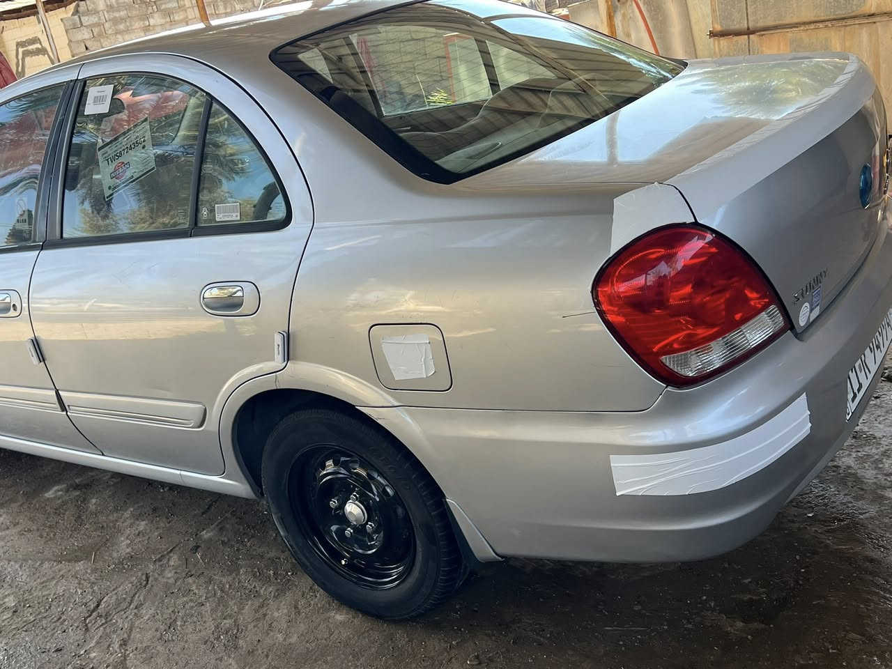 السلام عليكم 
سني ياباني اصل بلاد موديل 2011
رقم بغداد بسمي هزا وسنوية وارقام جدد 
السيارة جديدا وخير من الله علا ايدنا الحمدالله 
مسويلها صيانة عامة
مشط ستيرن صدر كلا جديد
قاعدا فيت بم جديد 
مكينا كير تبريد خير من الله 
السيارة مكفولة من كلشي فقط بيها باب الصدر صبغ 
السعر 108 وبيها مجال 
***********
***********
