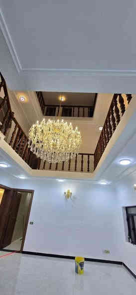 {للبـيـــع فـي الســيديــه}
                 {الــــــرواد للتطوير والاستثمار العقاري حصرا}
دار سكن 
المساحة 300  م² 
الواجهة  12 م²  
النزال 25 م² 
                         
مربع التصنيع خلف مصرف 🏦  الرافدين شارع 12 م² العقار جديد نضيف محدث 2025
متكون من:
الطابق لاول: صاله ومطبخ حولي  وخدمات غرفه نوم 

طابق ثاني :  غرف نوم عدد 2  وخدمات كليه عدد 5 

الطابق الثالث بيتونة  سطع غرفه نوم مناور عدد 2 

#لمعرفه_السعر_اضغط_على_الرقم_{1}
_____________________________
للاستفسار:

‏‎((الــــــرواد  للتطوير العقاري حيثٌ تَلتَقي الرُوٌية ,بلتَمَيٌز ))

‏‎🪙كل ماعليك الاتصال أو المراسلة على الصفحة 🪙

***********-***********☎️

‏‎عنوان المكتب / الـسـيـديــة الضباط مقابل لحوم حماده
