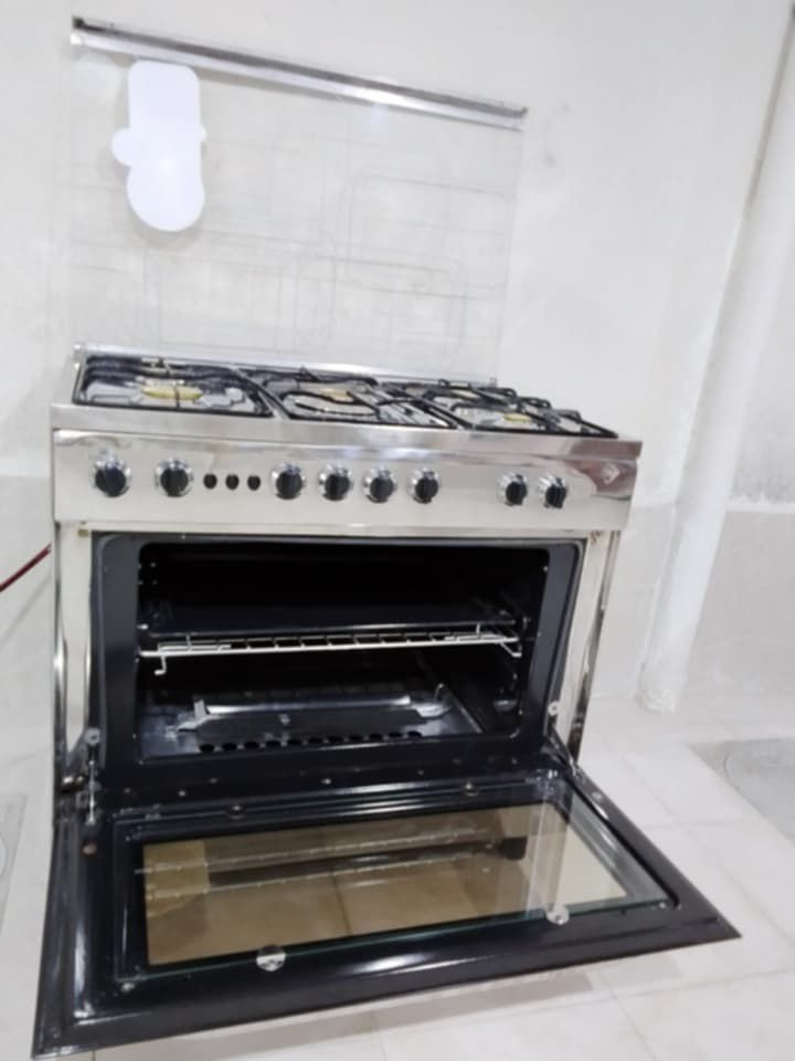 طباخ مصري باله درجة اولى شغال مابيه خلل سبب البيع كاعد ايجار وانتقلت لبيت ثاني وماعندي مكان حجم الطباخ چبير وعالي كلش حلو و نضيف وهاي صوره الله شاهد ماصارلي سبوع من اخذته الشراي يراسلني خاص


**إذا كنت صاحب هذا الإعلان وتريد حذفه لأي سبب، رجاءا أرسل رسالة إلى الدعم الفني**