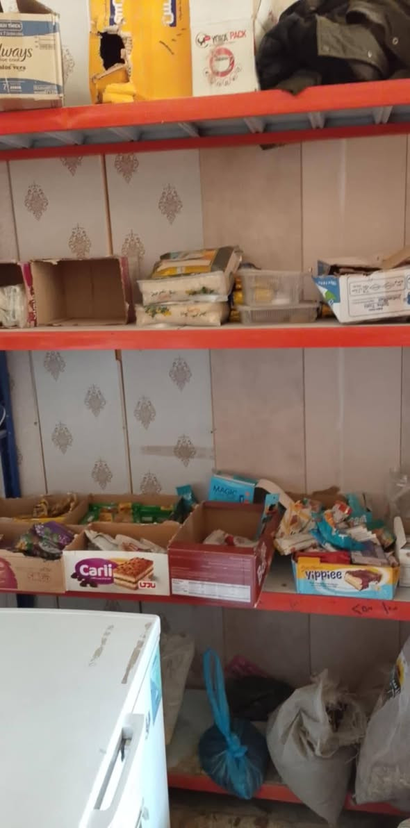 رفوف عدد 20
سعرهن كلهن ب 230 الف دينار عارضهن كسر وبالعافية عليكم

رف أرضي 4 طوابق

 سعر 100 الف هم عارضه كسر وبالعافية


**إذا كنت صاحب هذا الإعلان وتريد حذفه لأي سبب، رجاءا أرسل رسالة إلى الدعم الفني**