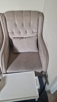 اغراض للبيع ٠٧٥٠٨١٥٤٤٨٣