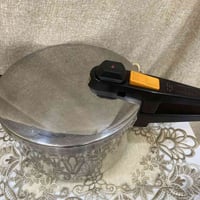 قدر ضغط • نمساوي • ٤ ونص لتر