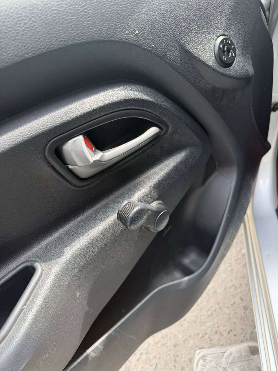 سلام عليكم كيا ريو ٢٠١٣ وارد امريكي  حادثه دعاميه امامي وجاملغ امامي يسره  مبدل جاملغ نفس لون وصبغ دعاميه امامي فقط  ايرباك ستيرن الكشر بدون صبغ  مكينه كير تبريد كله جديد رقم بغداد باسمي جاهزه بدون نواقص صدر جديد  رايده ب ٧٨ ورقه مجال جدا بسيط 
مكاني بغداد حي الجهاد 
***********
