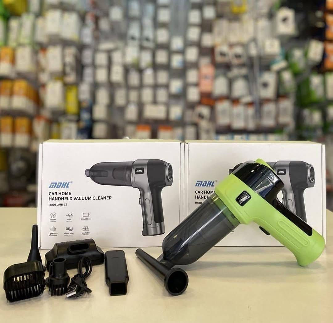 مكنسة كهربائية محمولة للسيارة والمنزل من ماركة MDHL، طراز MD-12. 
قوة الشفط: 9000 باسكال.
الطاقة: 120 واط.
البطارية: سعة 3800 مللي أمبير، توفر حوالي 30 دقيقة من وقت التشغيل.
المميزات: تتميز بمستوى ضجيج منخفض وفلتر قابل للغسل.


**إذا كنت صاحب هذا الإعلان وتريد حذفه لأي سبب، رجاءا أرسل رسالة إلى الدعم الفني**