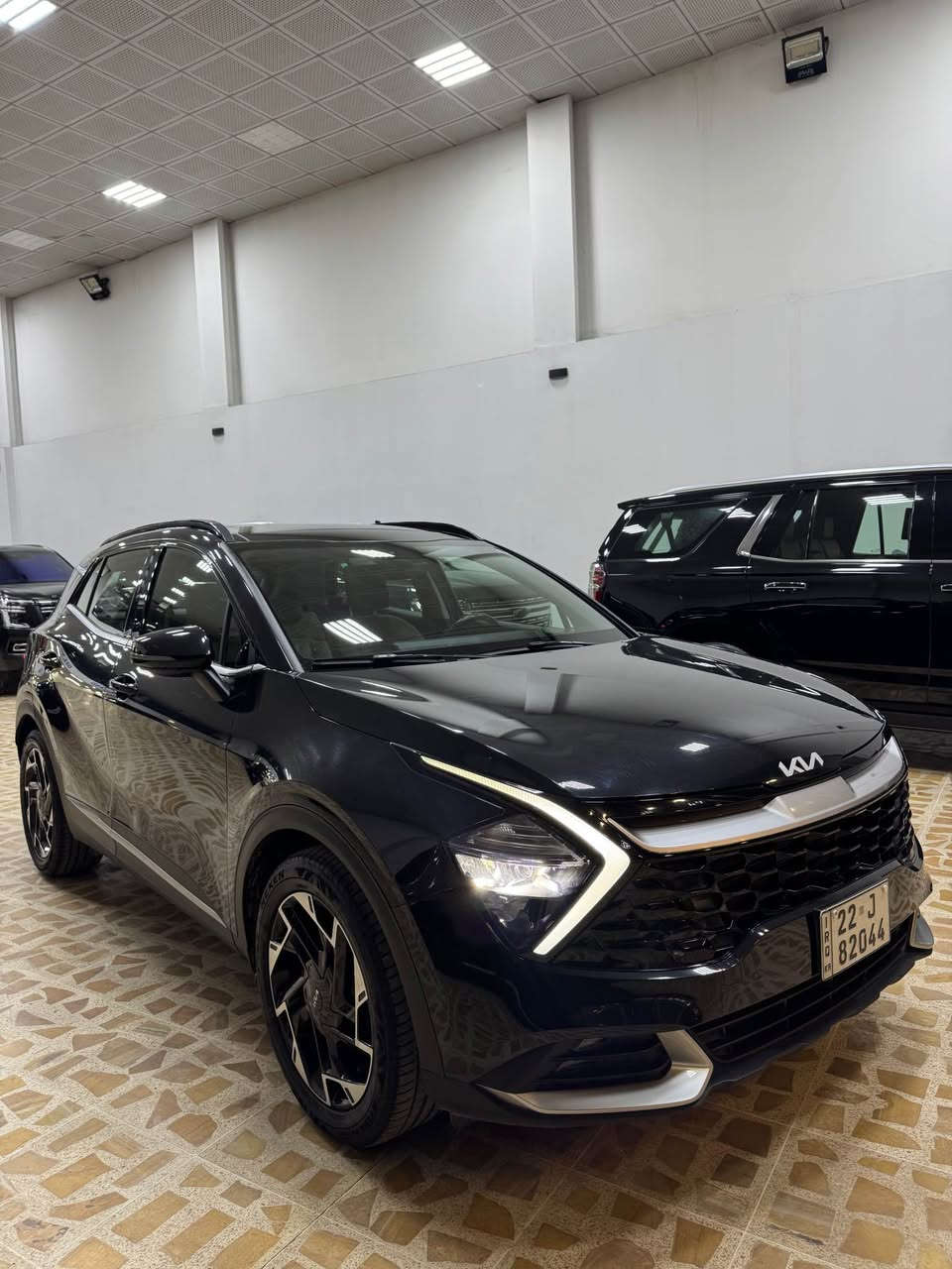 سعر بلاش:-٢٢٠$ بي مجال😱
كيا سبورتاج شركه نيم خليجي ضمان
موديل:-٢٠٢٣
سياره فول مواصفات (بانوراما-كشينات تتفيه-ستيرن تتفيه-رادار-حساس-كاميرا—-فول فول)
٢٧الف كم ماشيه 
سعر مناسب ٢٢٠$ بي مجال
رقم موبايل و واتس اب:-*********** أربيل, العراق
