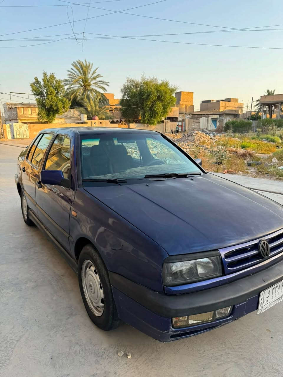 السلام عليكم
كولف فنتو موديل 1994 المكينه 2000 
تدفئه تبريد شغال كير عادي بخاخات جديد السياره جاهزه مناقصه شي السياره خير من الله الدواخل شوفة عينك السعر30$التحويل مباشر تواصل على الرقم ***********
