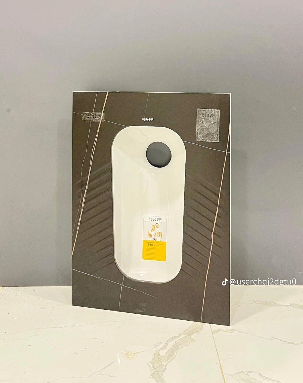 بابل الأسكندريه الحصوه حي الشهداء
مقعد شرقي بورسلين هندي  