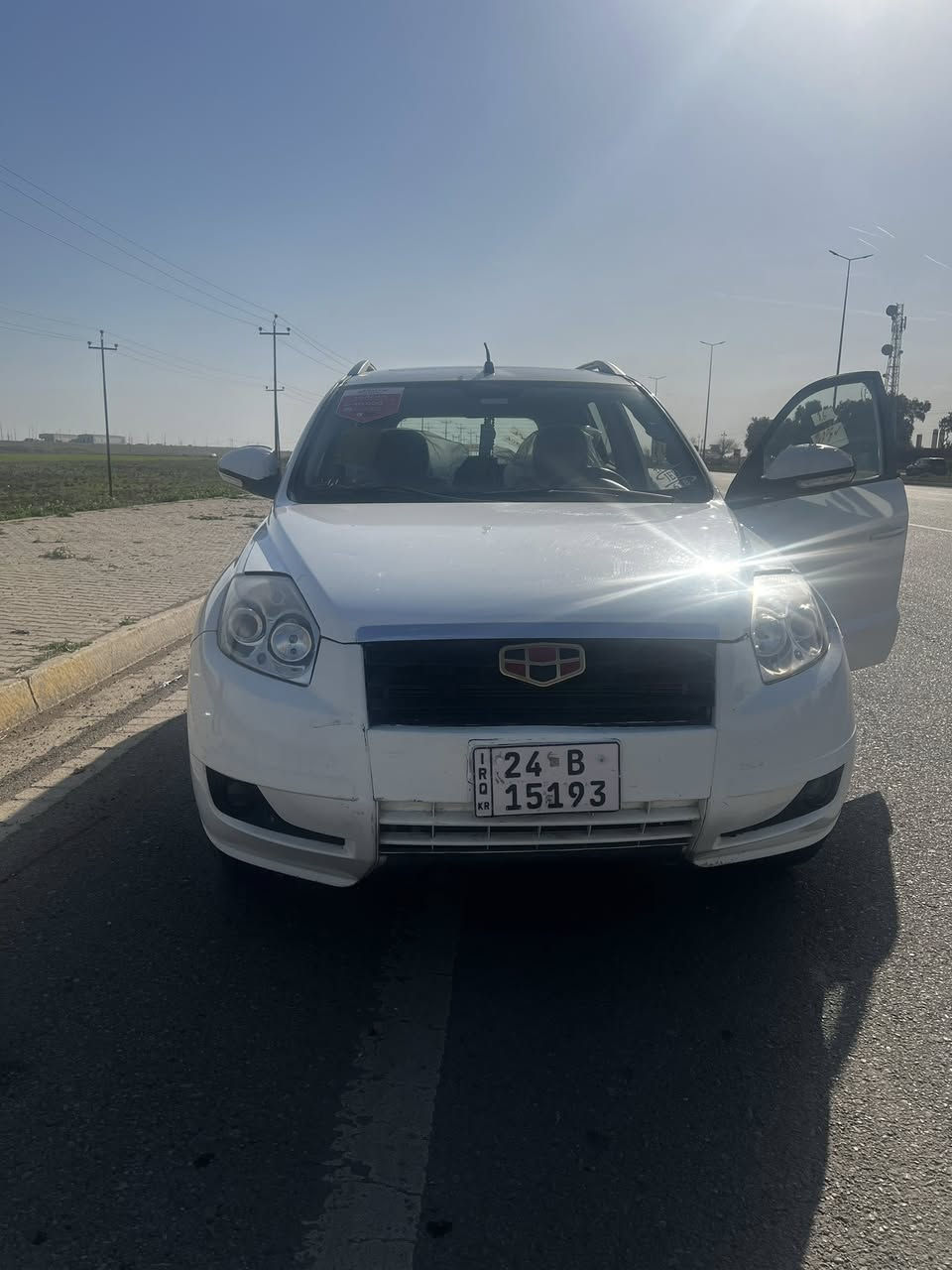 جيلي امكراند EX7 موديل 2013 سنويه لحد 28  كير ومكينه بلادي لا صرف ولا بخار  كير اوتو وعادي 6 نمر كوبون بانزين موجود شرط تحويل سياره حلوه واقتصادي مال  جناي  سعر 72 وبي مجال استفسار اكثر خابر ع رقم ***********
