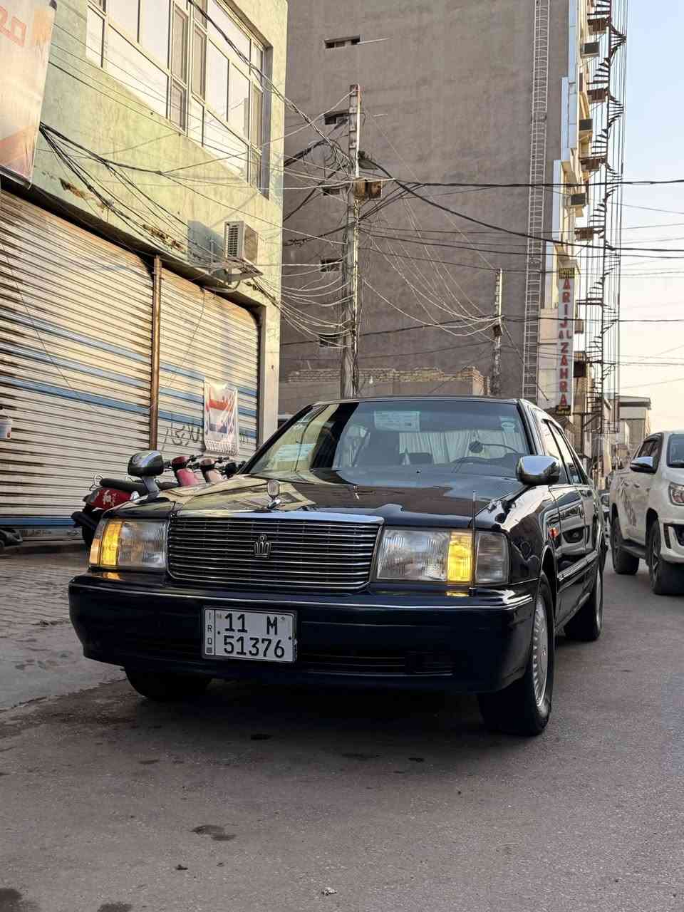 يالله سلام عليكم سياره راس ثور تكم لبيع لون حبري موديل 97 سياره  فول. شاصي 55 فحل. غرفه أم الولد خمس دكم شاشه ليزريه جنجر12 قرص سيارهً كفاله ماعده جاملغ خلفي بي صبغ بدون حادث شخط ونصبغ الباقي كفاله عامه ضربه وكص  سياره جاهزه كير مكينه 3000 فيشتين حداديه تخم تاير كله جديد رقم بغداد دولي بسم شرط تحويل بكافت المحافضات مشروع وطني مكان سياره نجف سعر سياره  115  بيه مجال شي بصيط الاستفسار اتصل عله رقم او واتساب ***********
