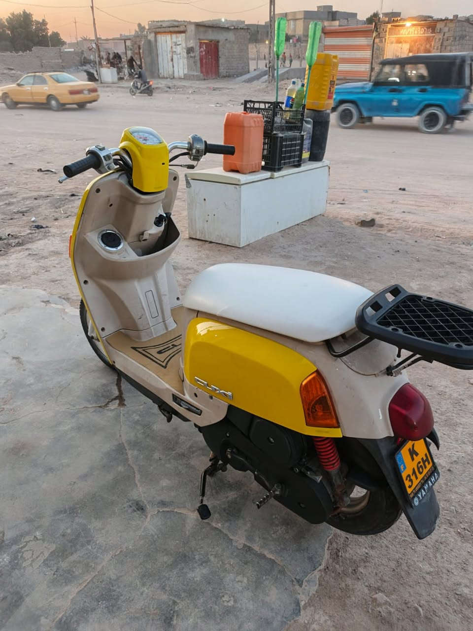 ماكس بوليسي
مديل ٢٠١٠
لون اصفر دواخل كريمي شغاله سلف وهندر فول ومكفول لايت سطاب هورن اشاير عداد بريك اماني خلفي كله شغال مبدل كابريتر فقط
عنوان البصرة الزبير حي المعلمين
رايدها بمليون و٥٠ الف بيها مجال قليل
ما يعجبك اعبر المنشور
***********
